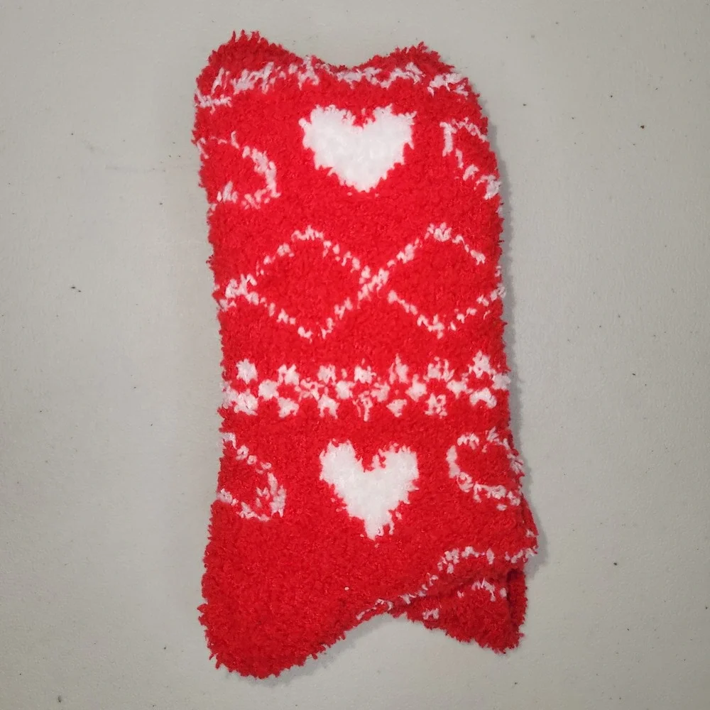 PINK by Victoria's Secret Cozy Heart Fuzzy Socks Red‎ White Women's